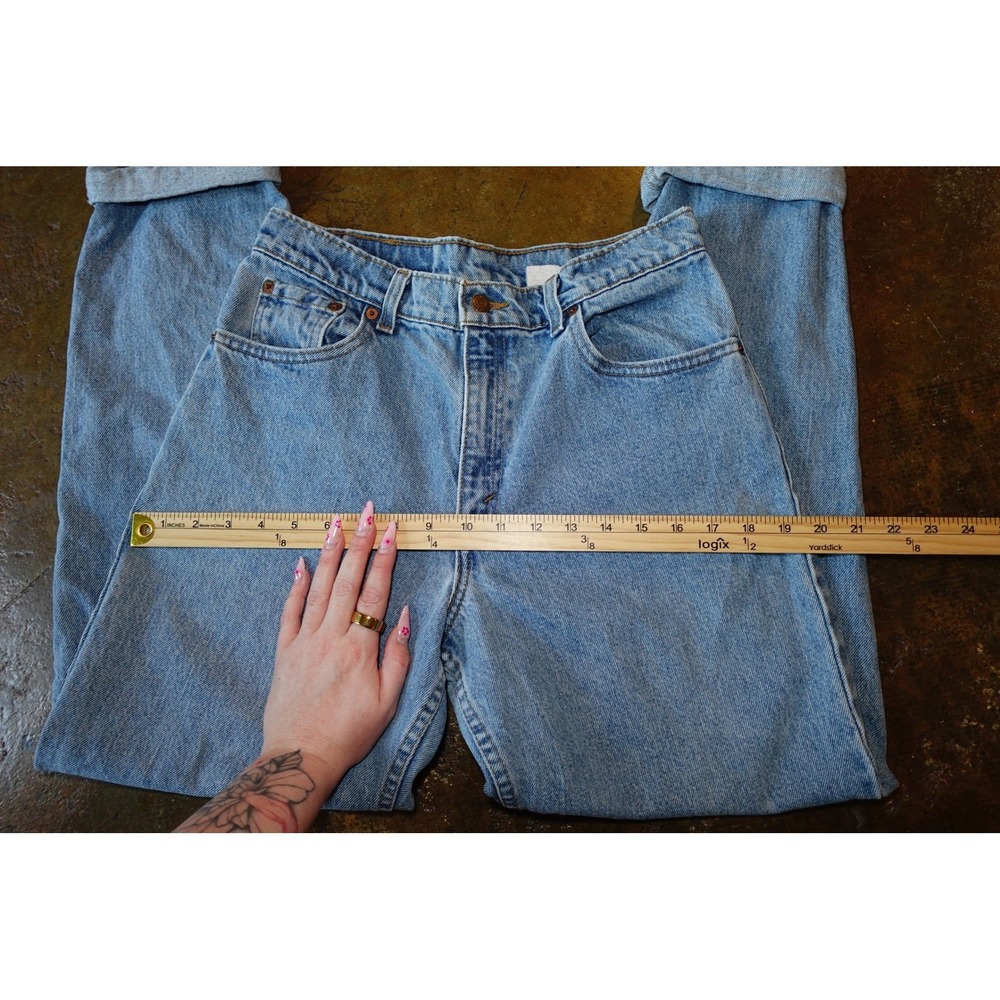 Vintage Levi's Light Wash Straight Leg Jeans Women's 11 Rigid Denim - Picture 5 of 7